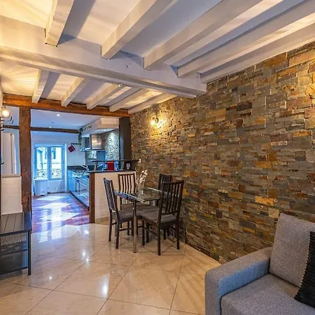 Appartement Strike&chill - Duplex - Au Cœur De *