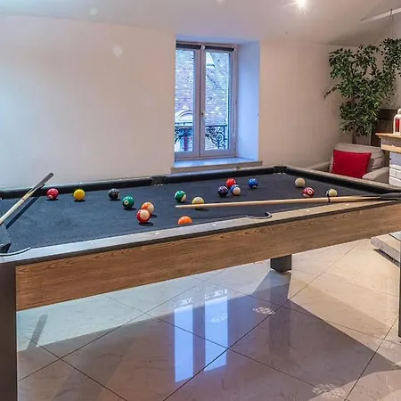 Strike & Chill - Duplex - Au Coeur De Apartmán